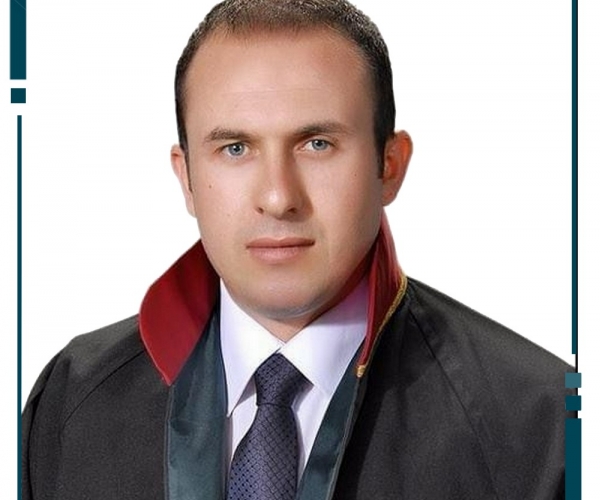 Av. Mehmet Önder MUTLU resmi